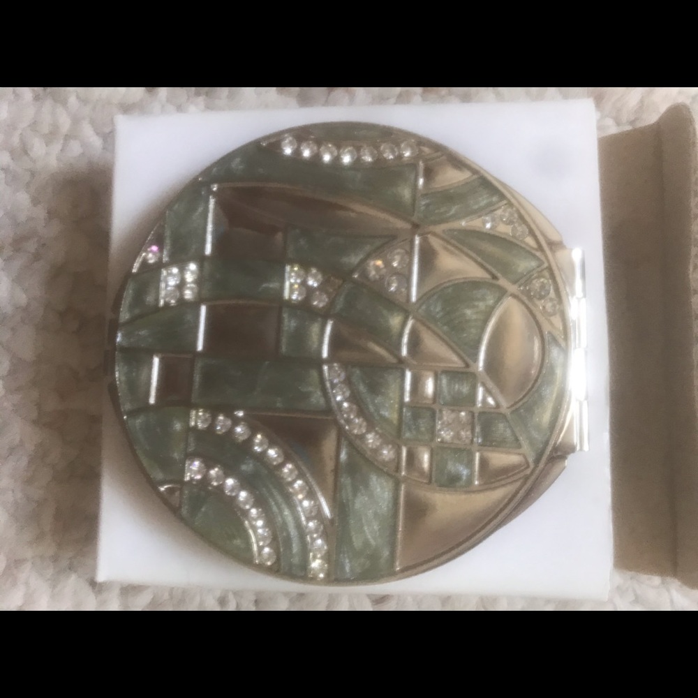 ⭐️Ashleigh Manor NWT Mirror | Stocking Stuffer⭐️